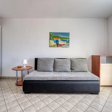 Balorda-3 By Interhome Pinezići